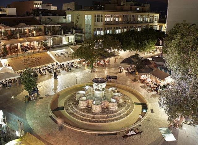 Archipelagos Apt In The Heart Of The City Heraclión Exterior foto